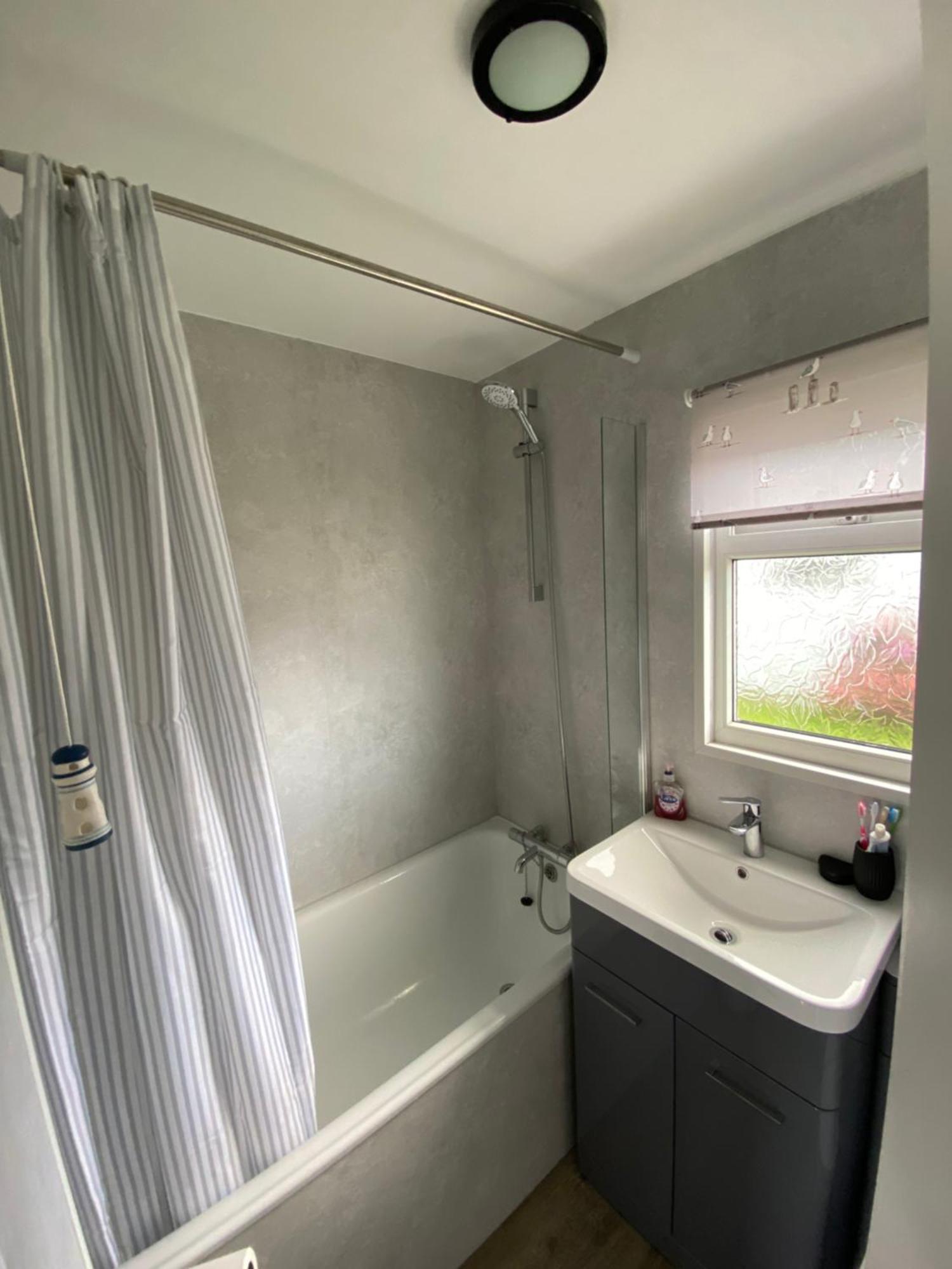 Chalet 95 Sundowner, Hemsby, Norfolk *